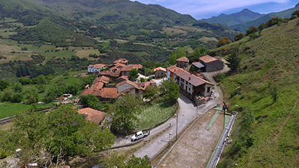 Casa Fidela en Lomeña 12